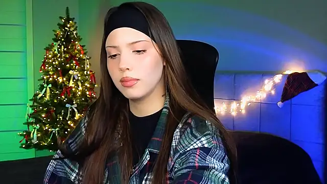Snapshot of Stacy_Gonzales_ chatting on 01.22.25 Stacy Gonzales online show from 01.22.25