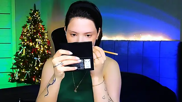 Snapshot of Stacy_Gonzales_ chatting on 01.29.25 Stacy Gonzales online show from 01.29.25