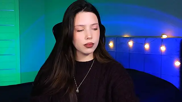 Snapshot of Stacy_Gonzales_ chatting on 02.19.25 Stacy Gonzales online show from 02.19.25