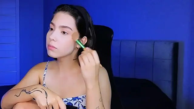 Snapshot of Stacy_Gonzales_ chatting on 09.18.25 Stacy Gonzales online show from 09.18.25