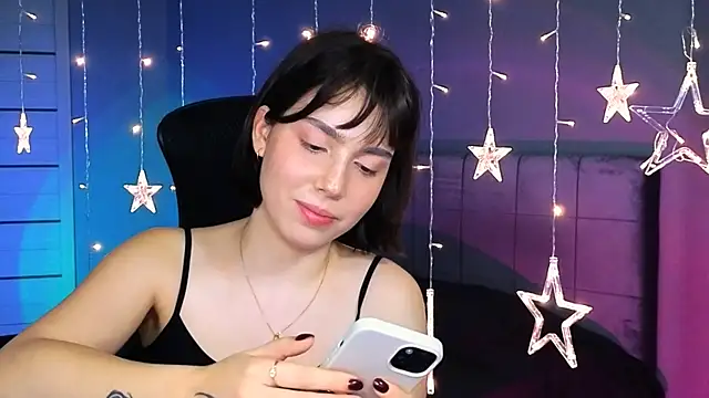 Snapshot of Stacy_Gonzales_ chatting on 11.05.25 Stacy Gonzales online show from 11.05.25