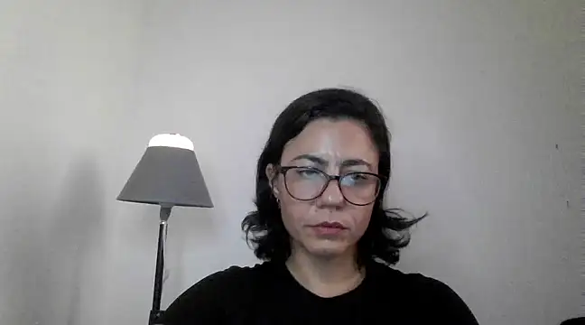 LauraBernardes online show from 03.17.25