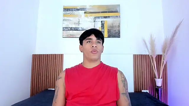 LuciferM Star online show from 02.04.26