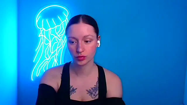 Snapshot of Fantasy_July chatting on 02.25.25 Fantasy July online show from 02.25.25