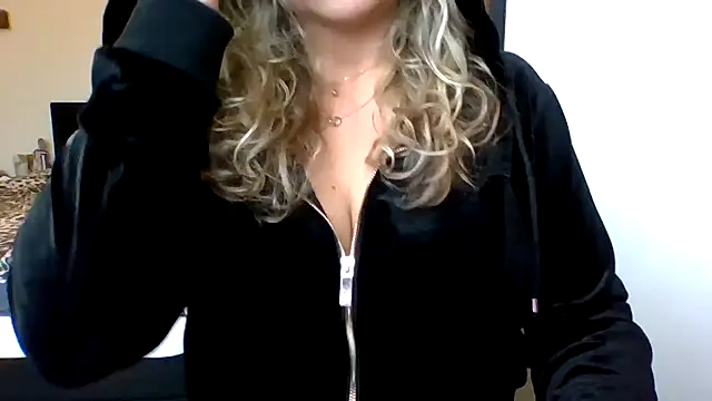 JenniLowen online show from 01.17.25