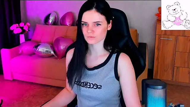 Lora Cain online show from 02.14.25