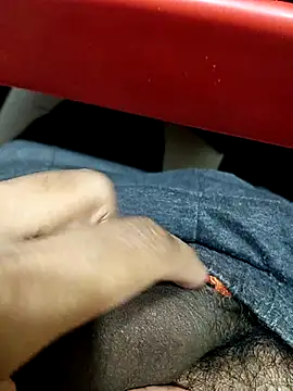 horneylover2024 online show from 02.17.25