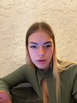 -Sexy Barbie- online show from 01.11.25