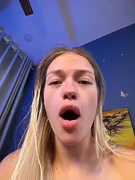 Snapshot of -Sexy_Barbie- chatting on 06.04.26 -Sexy Barbie- online show from 06.04.26
