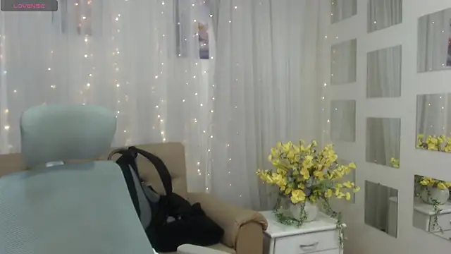 lizzaxs online show from 03.21.25