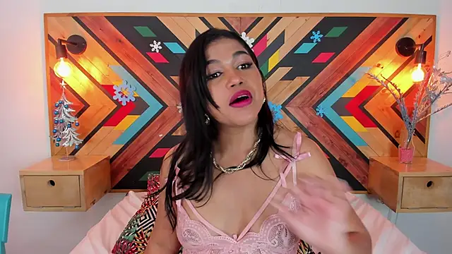 NaiirobiSwan online show from 12.22.24