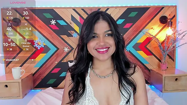 NaiirobiSwan online show from 12.27.24