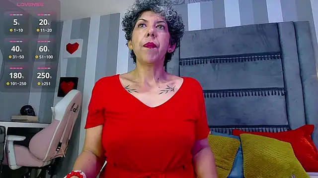 Julianewell online show from 03.02.26