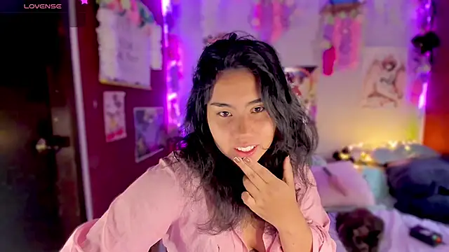 Snapshot of kiki_cavilll chatting on 01.29.25 kiki cavilll online show from 01.29.25