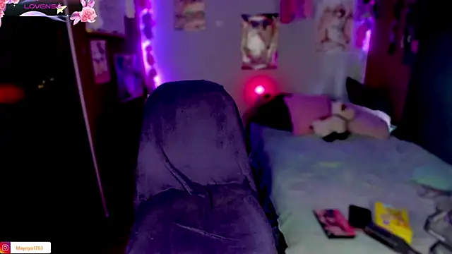 Snapshot of kiki_cavilll chatting on 02.24.25 kiki cavilll online show from 02.24.25