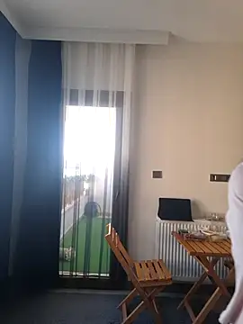 cansuozell online show from 11.28.25