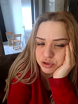 cansuozell online show from 04.13.26