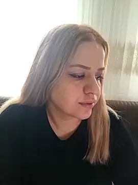 cansuozell online show from 04.19.26