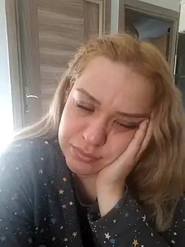 cansuozell online show from 04.23.26