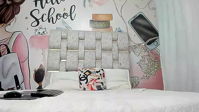 KOURTNEY-- online show from 01.12.25