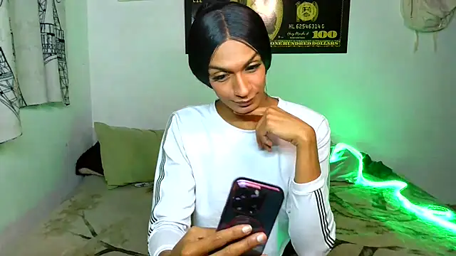 alexxa Rooa online show from 04.16.26