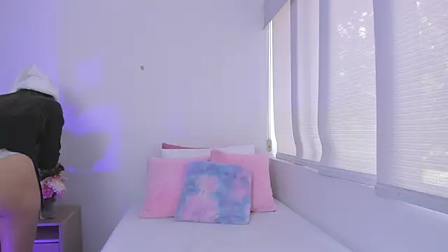 Brisa blue online show from 12.20.24