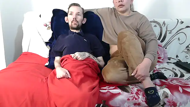 Snapshot of Sophia_and_Thomas chatting on 01.16.26 Sophia and Thomas online show from 01.16.26