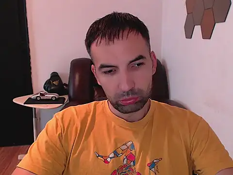 Leo 1617 online show from 10.15.25