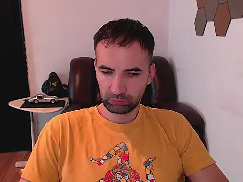 Leo 1617 online show from 10.16.25