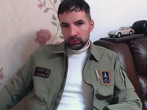 Leo 1617 online show from 03.25.26