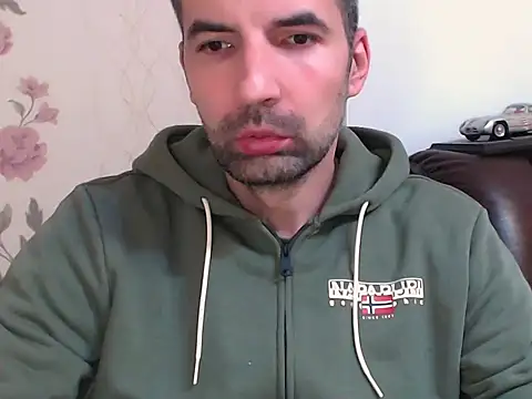 Leo 1617 online show from 04.02.26