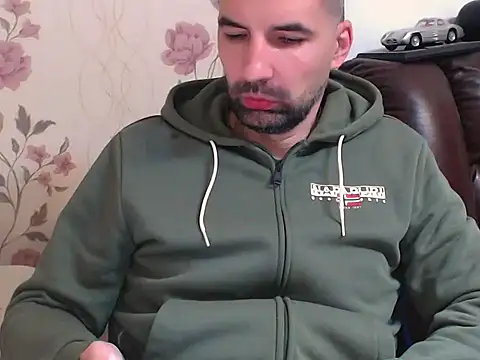 Leo 1617 online show from 04.07.26