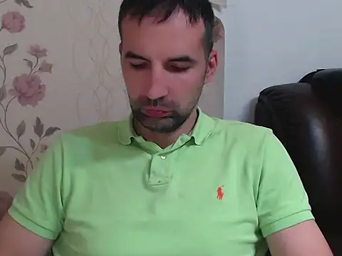 Snapshot of Leo_1617 chatting on 04.19.26 Leo 1617 online show from 04.19.26