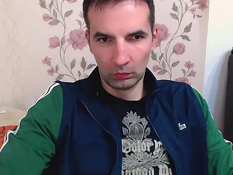 Snapshot of Leo_1617 chatting on 04.25.26 Leo 1617 online show from 04.25.26