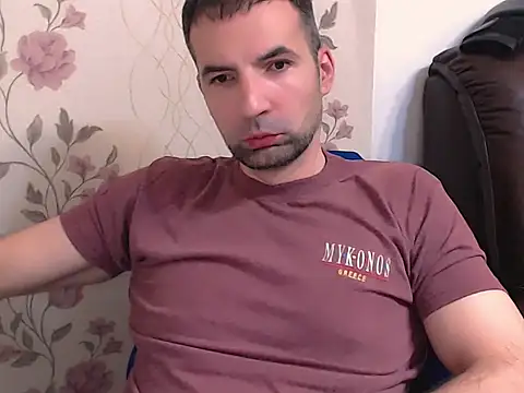 Snapshot of Leo_1617 chatting on 05.16.26 Leo 1617 online show from 05.16.26