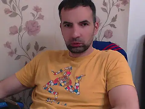 Snapshot of Leo_1617 chatting on 05.19.26 Leo 1617 online show from 05.19.26