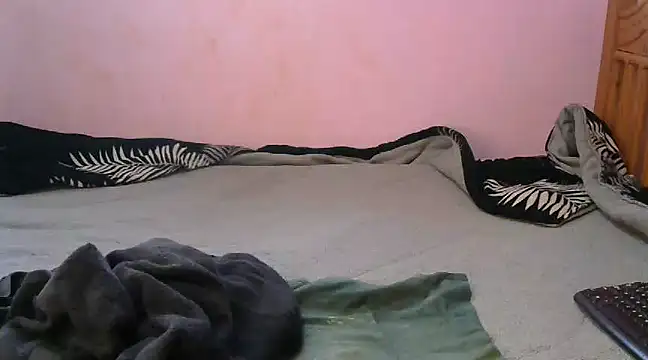 Snapshot of Caryyyl chatting on 03.04.25 Caryyyl online show from 03.04.25