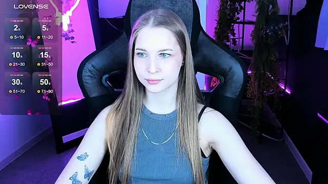 CuteMousee online show from 10.24.25