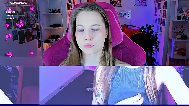 Snapshot of CuteMousee chatting on 02.27.26 CuteMousee online show from 02.27.26