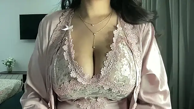 Snapshot of Wild_Fantasy_7 chatting on 11.02.25 Wild Fantasy 7 online show from 11.02.25