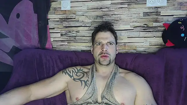 XxBigboybandxX online show from 03.02.25