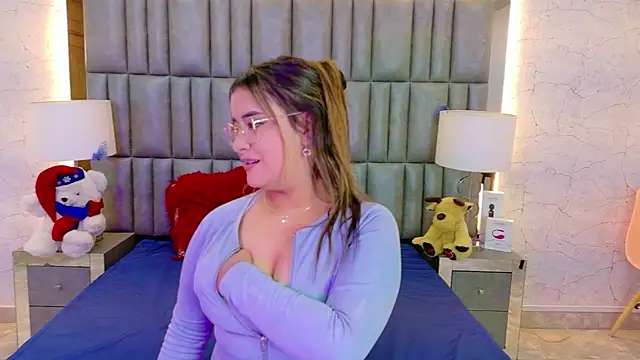 ZoehRoux online show from 12.04.25