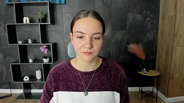 OliviaMontgomery online show from 12.11.24