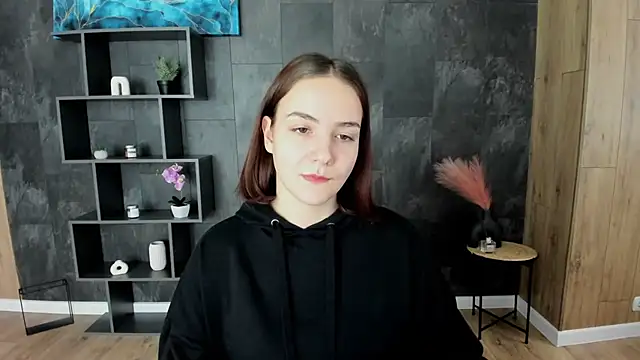 OliviaMontgomery online show from 12.16.24
