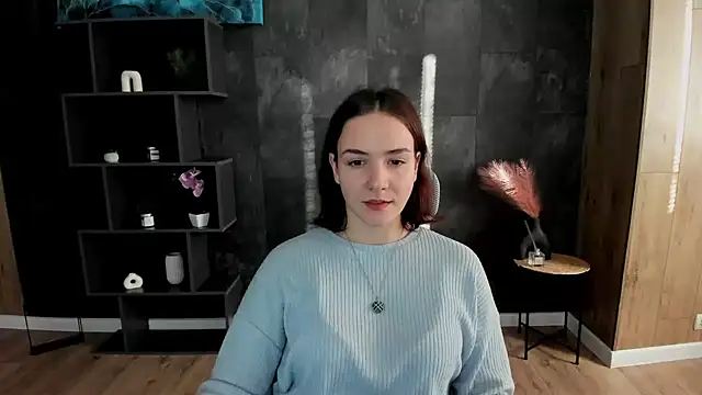 OliviaMontgomery online show from 12.19.24