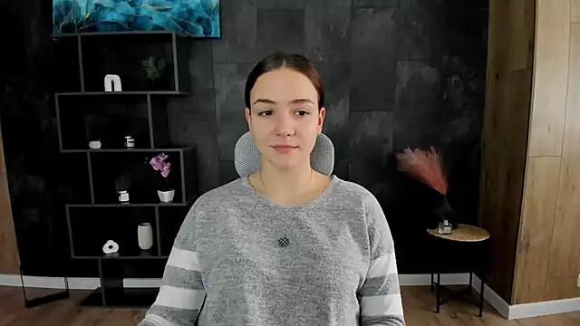 OliviaMontgomery online show from 12.20.24
