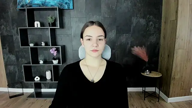 OliviaMontgomery online show from 12.23.24