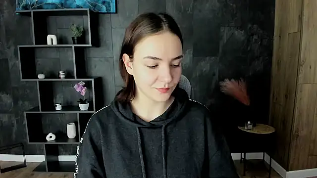 OliviaMontgomery online show from 12.25.24