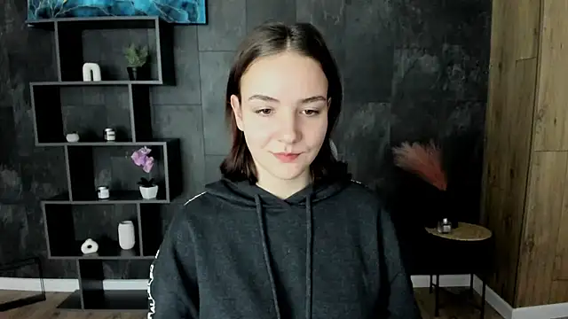 OliviaMontgomery online show from 12.25.24