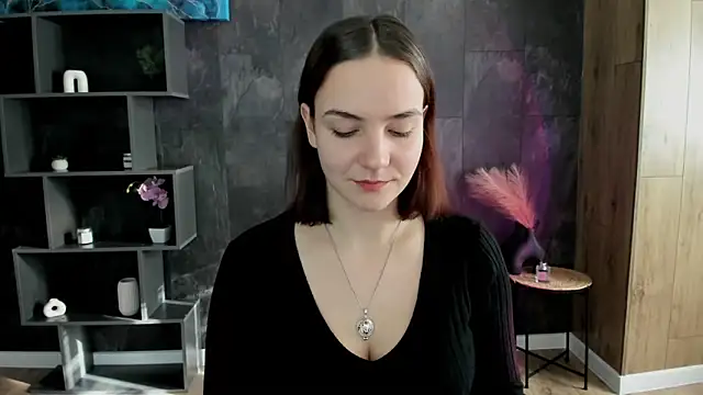 OliviaMontgomery online show from 01.15.25